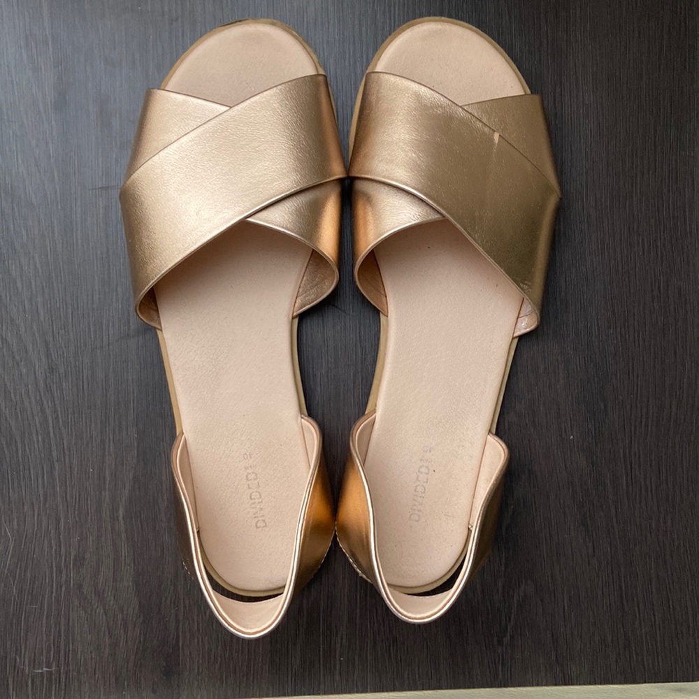 Women’s Divided H&M Sandals Size: 8.5